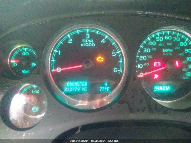 Photo 6 VIN: 1GNUKAE00AR245301 - CHEVROLET TAHOE 