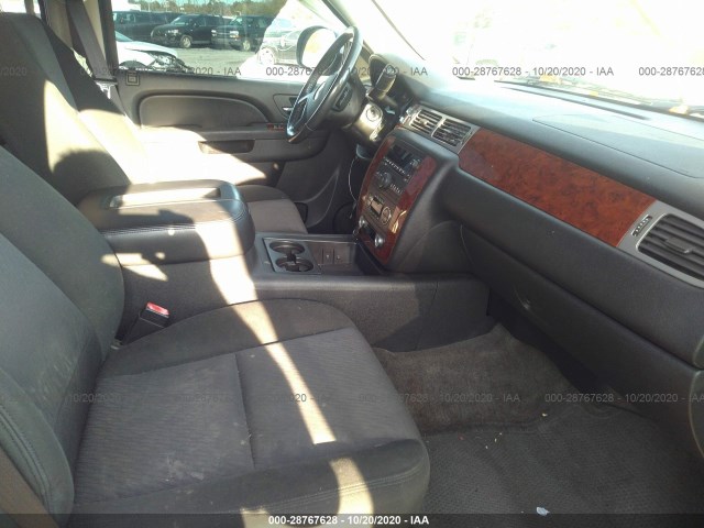 Photo 4 VIN: 1GNUKAE04AR184647 - CHEVROLET TAHOE 