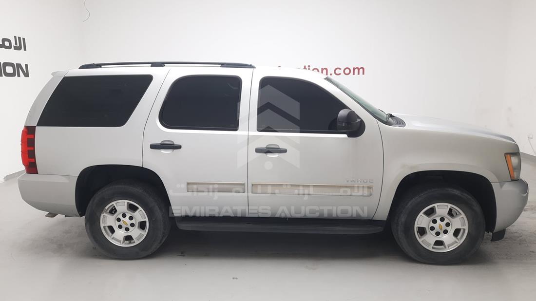 Photo 10 VIN: 1GNUKAE04AR184941 - CHEVROLET TAHOE 