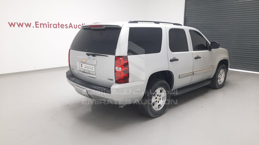 Photo 8 VIN: 1GNUKAE04AR184941 - CHEVROLET TAHOE 