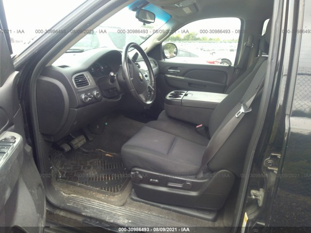 Photo 4 VIN: 1GNUKAE04AR233149 - CHEVROLET TAHOE 