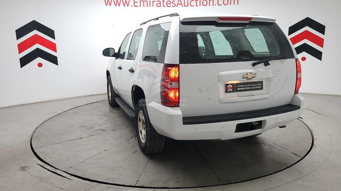 Photo 6 VIN: 1GNUKAE06AR151665 - CHEVROLET TAHOE 