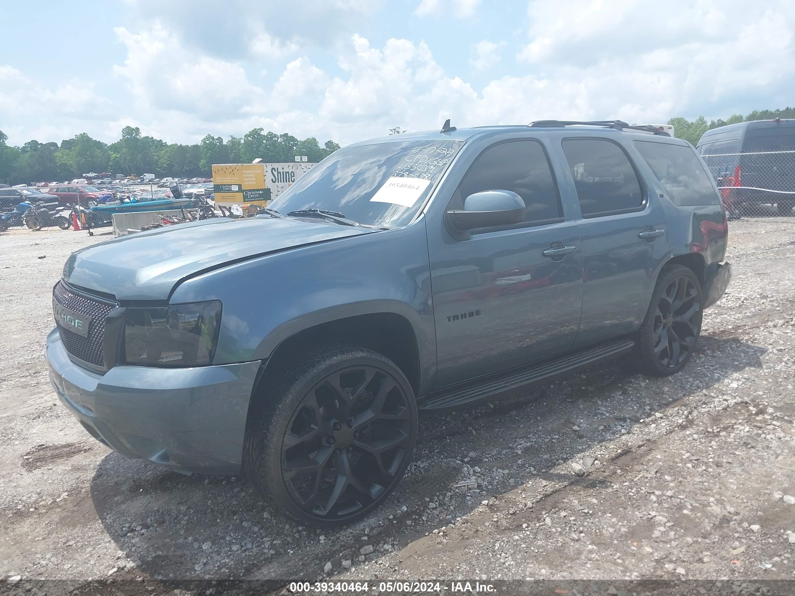 Photo 1 VIN: 1GNUKBE01AR178813 - CHEVROLET TAHOE 