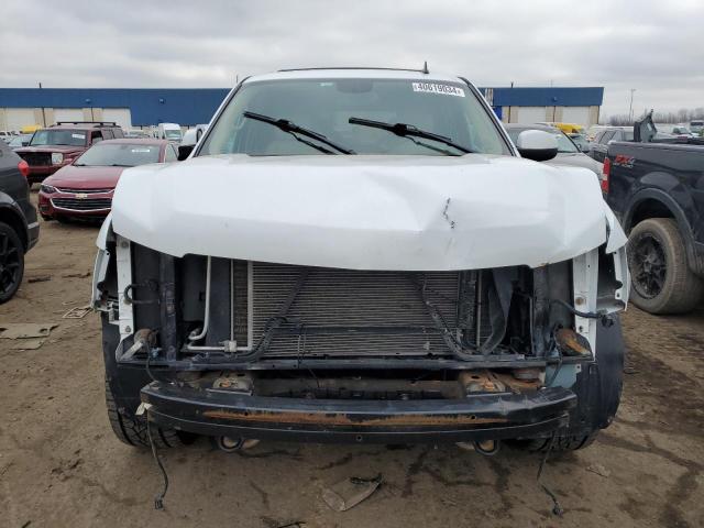 Photo 4 VIN: 1GNUKBE01AR289300 - CHEVROLET TAHOE 