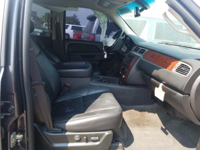 Photo 4 VIN: 1GNUKBE02AR152690 - CHEVROLET TAHOE K150 