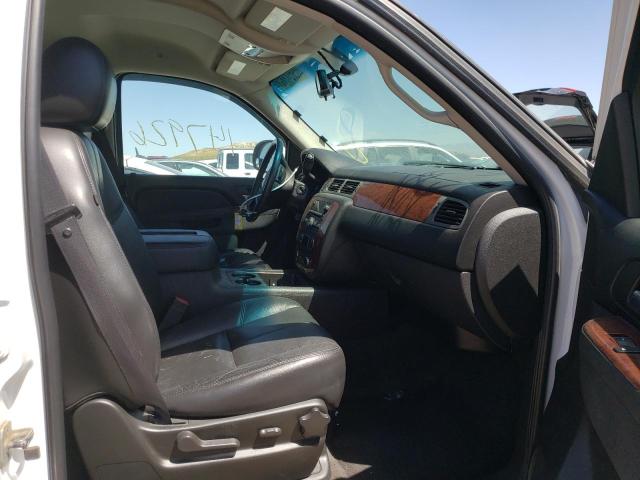 Photo 4 VIN: 1GNUKBE02AR261313 - CHEVROLET TAHOE K150 