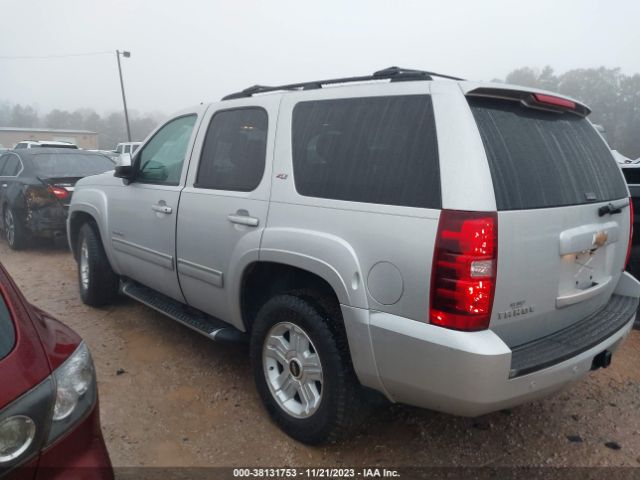 Photo 2 VIN: 1GNUKBE03AR194687 - CHEVROLET TAHOE 