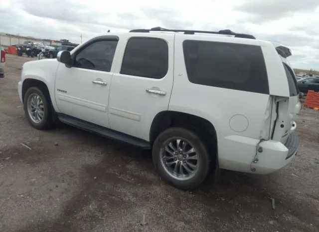 Photo 2 VIN: 1GNUKBE03AR257383 - CHEVROLET TAHOE 