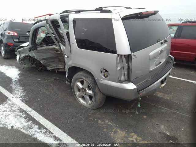 Photo 2 VIN: 1GNUKBE04AR177896 - CHEVROLET TAHOE 