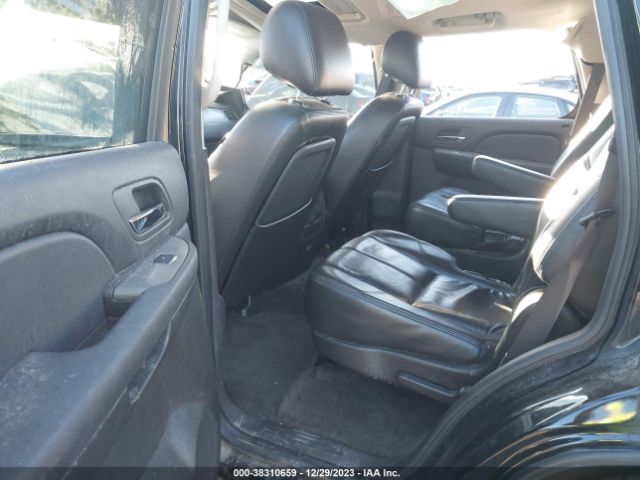 Photo 7 VIN: 1GNUKBE05AR266425 - CHEVROLET TAHOE 