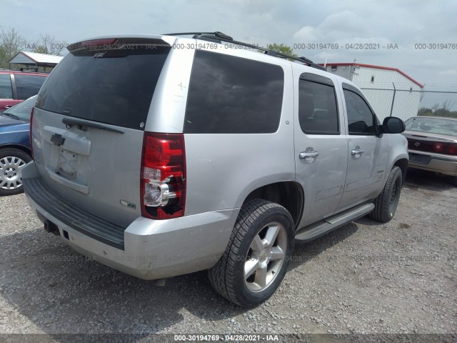 Photo 3 VIN: 1GNUKBE05AR279742 - CHEVROLET TAHOE 