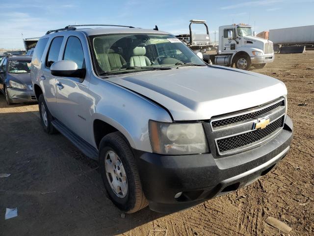 Photo 3 VIN: 1GNUKBE06AR252873 - CHEVROLET TAHOE 