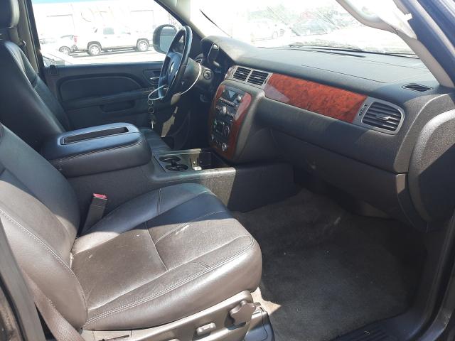 Photo 4 VIN: 1GNUKBE07AR137926 - CHEVROLET TAHOE K150 