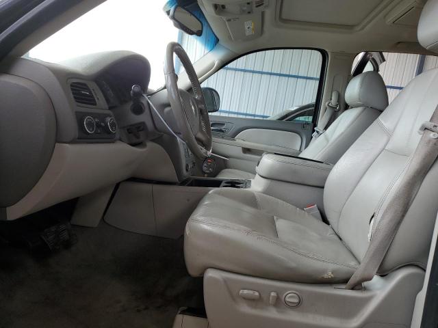 Photo 6 VIN: 1GNUKBE07AR213547 - CHEVROLET TAHOE 