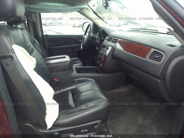 Photo 4 VIN: 1GNUKBE07AR259704 - CHEVROLET TAHOE 