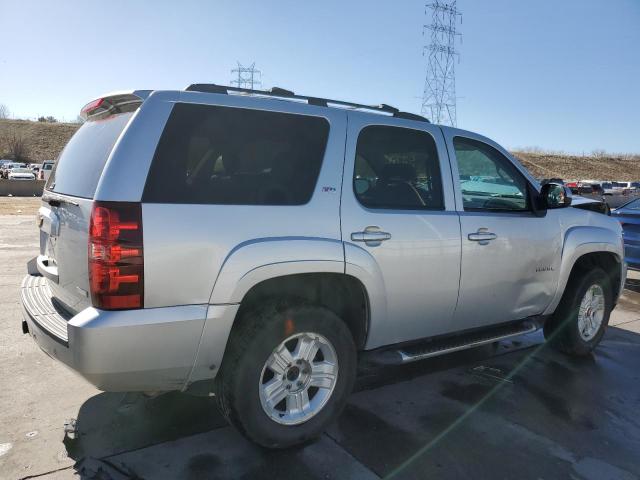 Photo 2 VIN: 1GNUKBE08AR222015 - CHEVROLET TAHOE 