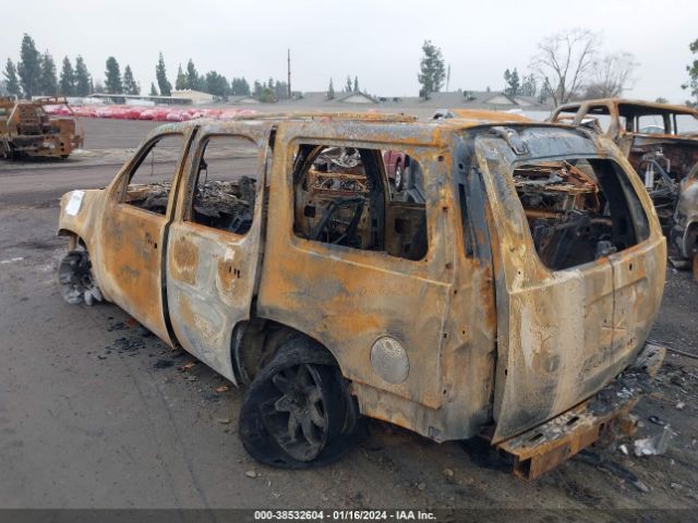 Photo 2 VIN: 1GNUKBE0XAR195478 - CHEVROLET TAHOE 