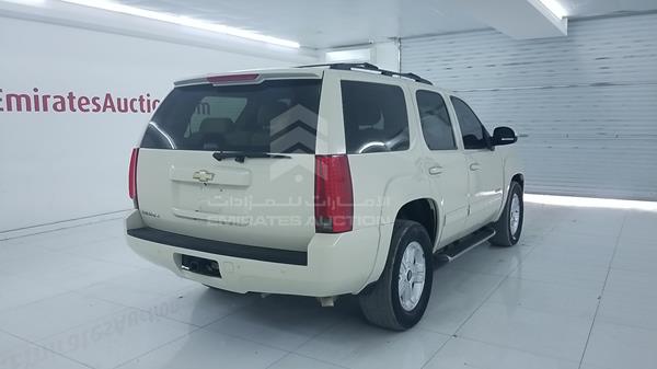 Photo 7 VIN: 1GNUKBE0XAR245019 - CHEVROLET TAHOE 