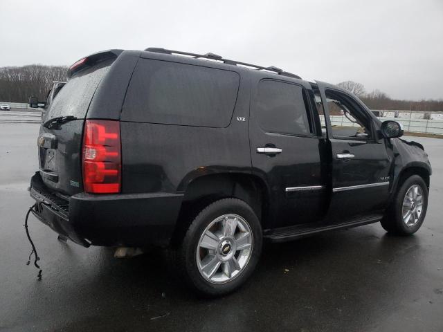 Photo 2 VIN: 1GNUKCE00AR125414 - CHEVROLET TAHOE 