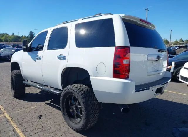 Photo 2 VIN: 1GNUKCE01AR100750 - CHEVROLET TAHOE 