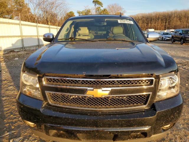 Photo 4 VIN: 1GNUKCE01AR154047 - CHEVROLET TAHOE 