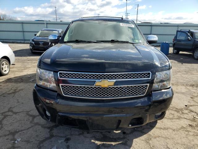 Photo 4 VIN: 1GNUKCE03AR275212 - CHEVROLET TAHOE 