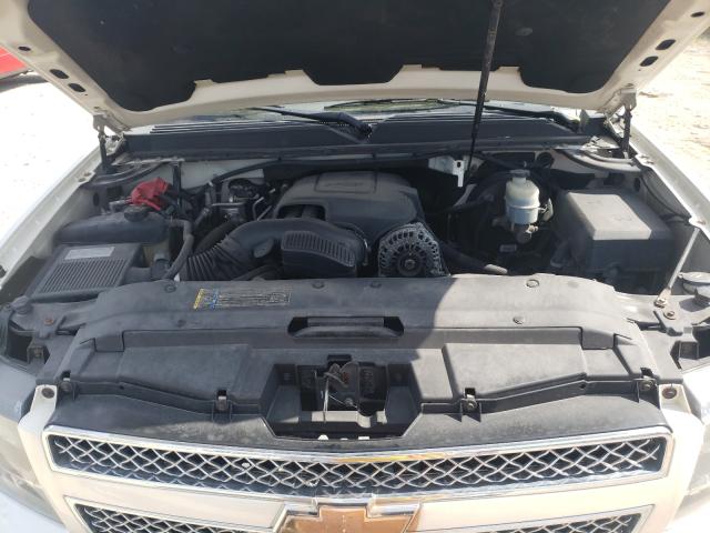 Photo 6 VIN: 1GNUKCE05AR201659 - CHEVROLET TAHOE K150 