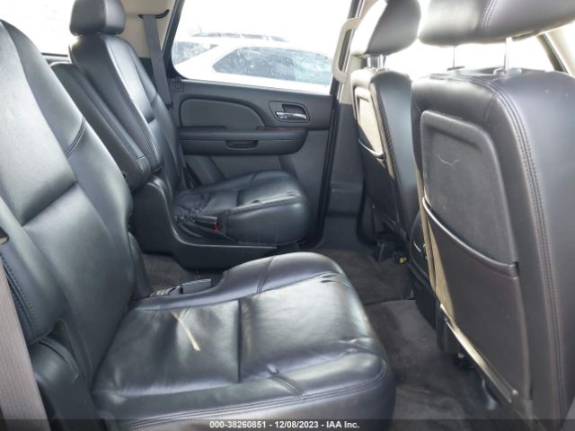 Photo 7 VIN: 1GNUKCE07AR107380 - CHEVROLET TAHOE 