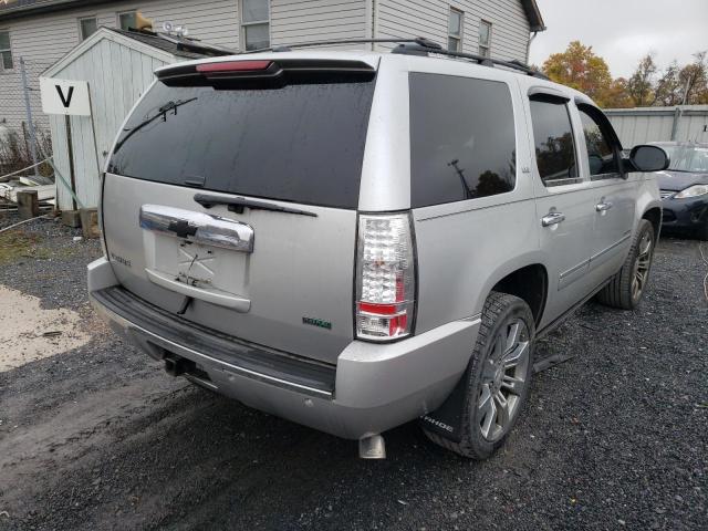 Photo 3 VIN: 1GNUKCE07AR121375 - CHEVROLET TAHOE K150 