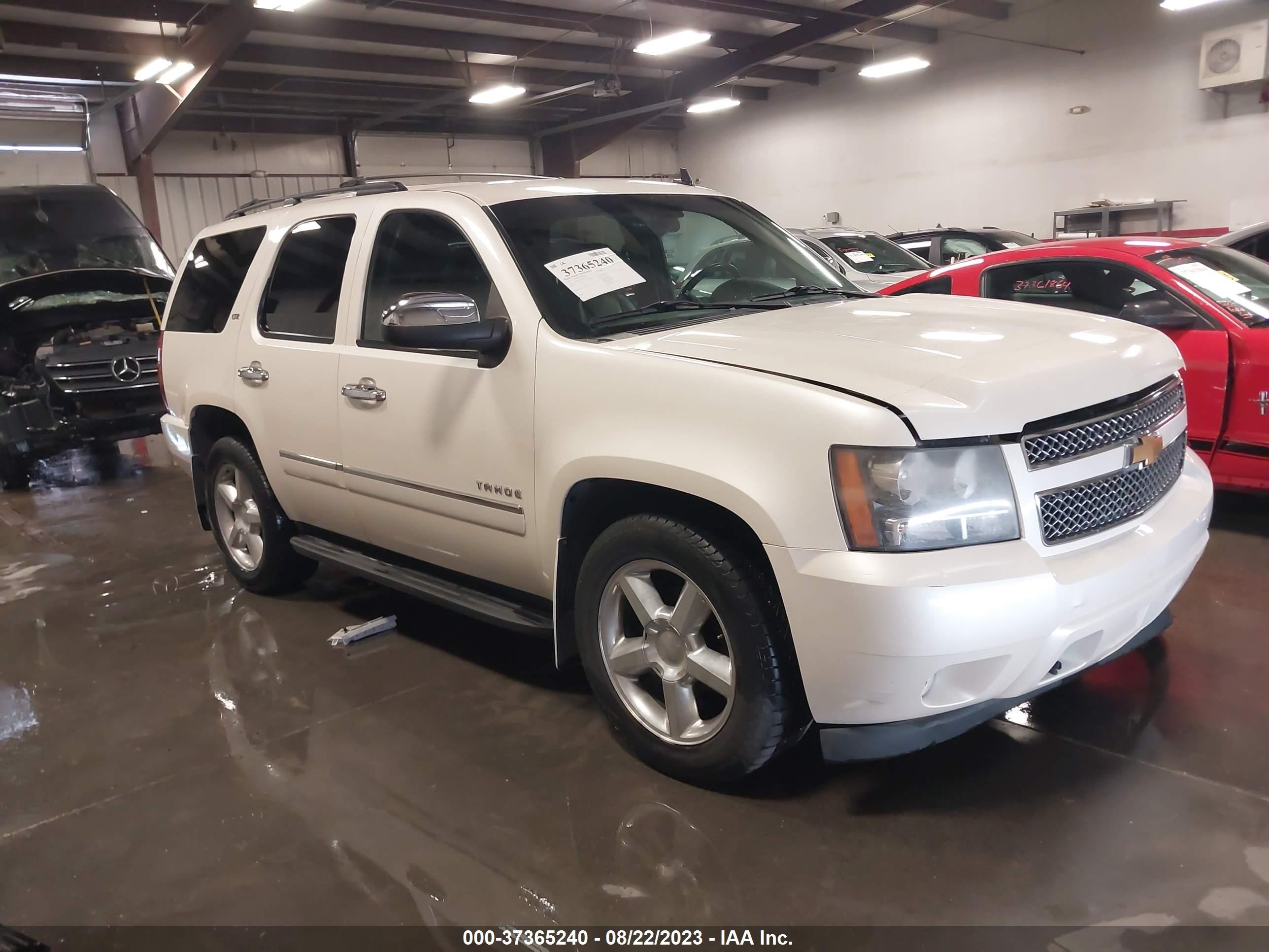 Photo 0 VIN: 1GNUKCE07AR159074 - CHEVROLET TAHOE 