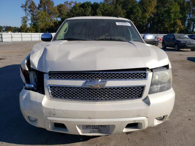 Photo 4 VIN: 1GNUKCE09AR237385 - CHEVROLET TAHOE 