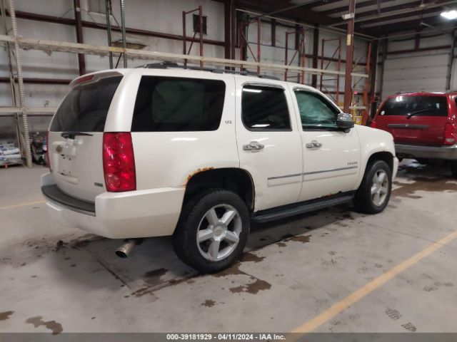 Photo 3 VIN: 1GNUKCE0XAR150501 - CHEVROLET TAHOE 