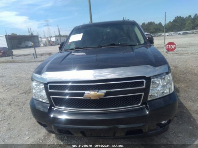 Photo 5 VIN: 1GNUKHE37AR231947 - CHEVROLET SUBURBAN 