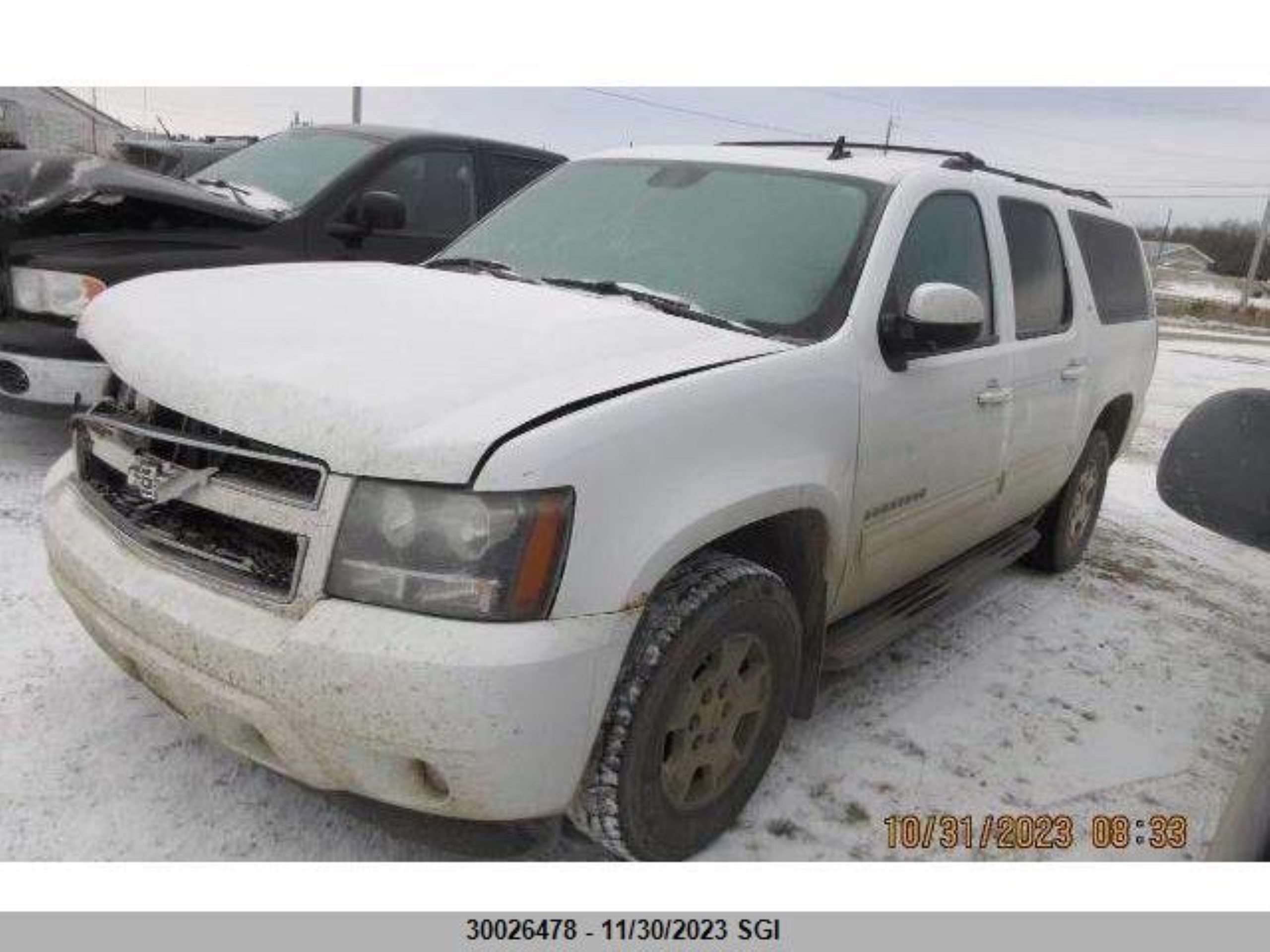 Photo 1 VIN: 1GNUKJE32AR120553 - CHEVROLET SUBURBAN 