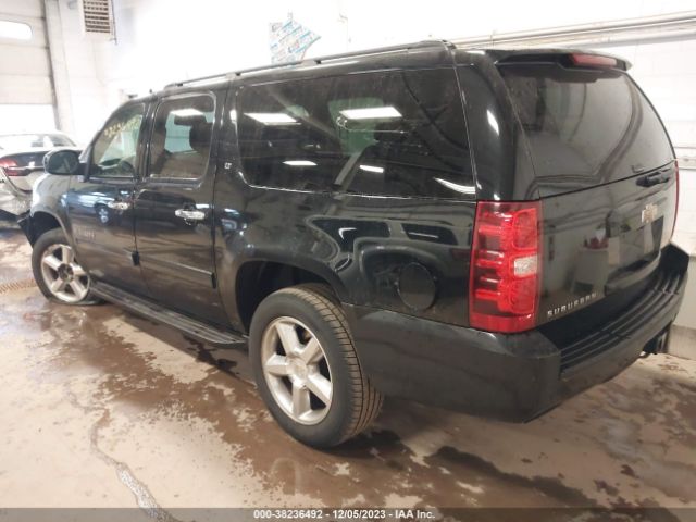 Photo 2 VIN: 1GNUKJE34AR222565 - CHEVROLET SUBURBAN 1500 