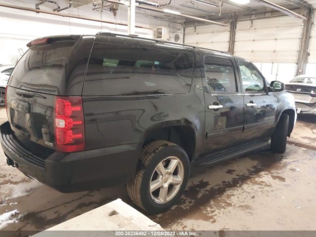 Photo 3 VIN: 1GNUKJE34AR222565 - CHEVROLET SUBURBAN 1500 