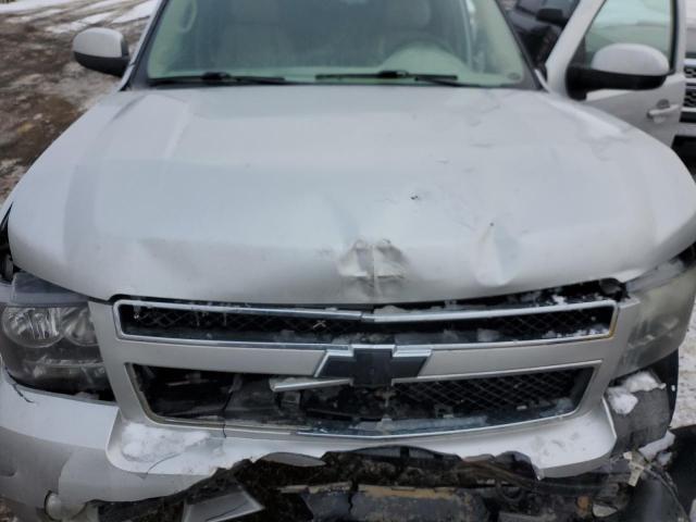 Photo 11 VIN: 1GNUKJE35AR111457 - CHEVROLET SUBURBAN K 