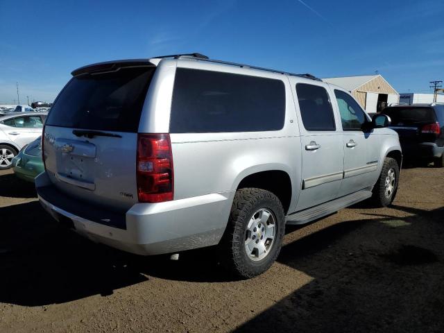 Photo 3 VIN: 1GNUKJE35AR117419 - CHEVROLET SUBURBAN 