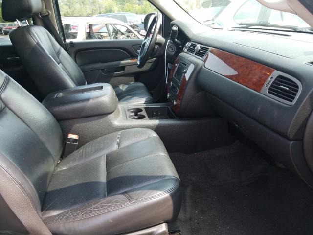 Photo 4 VIN: 1GNUKJE35AR271516 - CHEVROLET SUBURBAN K 