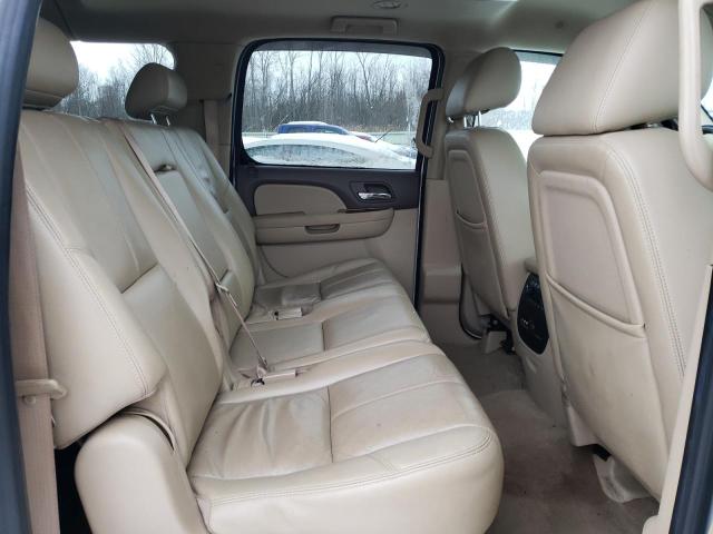 Photo 10 VIN: 1GNUKJE37AR185737 - CHEVROLET SUBURBAN 