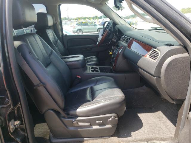 Photo 4 VIN: 1GNUKJE38AR149376 - CHEVROLET SUBURBAN K 