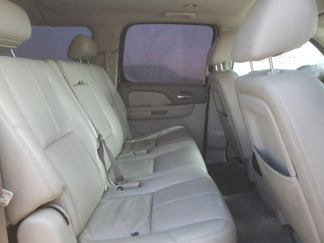 Photo 5 VIN: 1GNUKJE3XAR117206 - CHEVROLET SUBURBAN K 