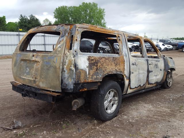 Photo 3 VIN: 1GNUKKE30AR251664 - CHEVROLET SUBURBAN K 