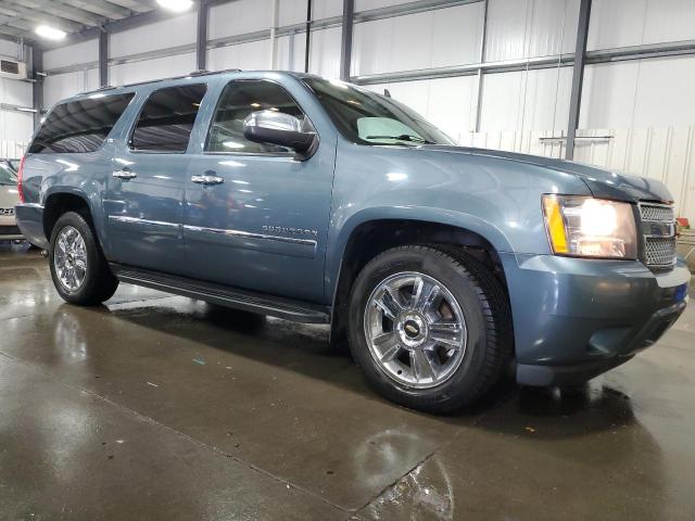 Photo 3 VIN: 1GNUKKE31AR184783 - CHEVROLET SUBURBAN 