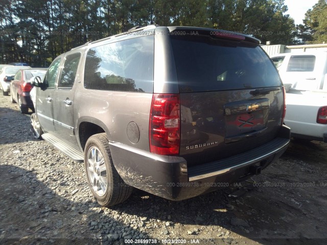 Photo 2 VIN: 1GNUKKE31AR270420 - CHEVROLET SUBURBAN 