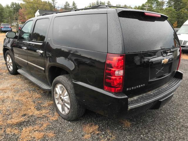 Photo 2 VIN: 1GNUKKE33AR152899 - CHEVROLET SUBURBAN 