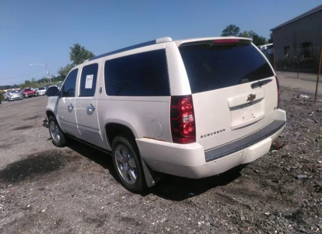 Photo 2 VIN: 1GNUKKE35AR284417 - CHEVROLET SUBURBAN 