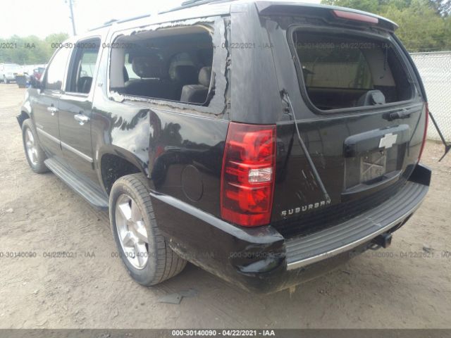 Photo 2 VIN: 1GNUKKE36AR182253 - CHEVROLET SUBURBAN 