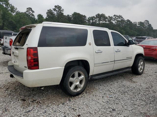 Photo 2 VIN: 1GNUKKE36AR267335 - CHEVROLET SUBURBAN K 