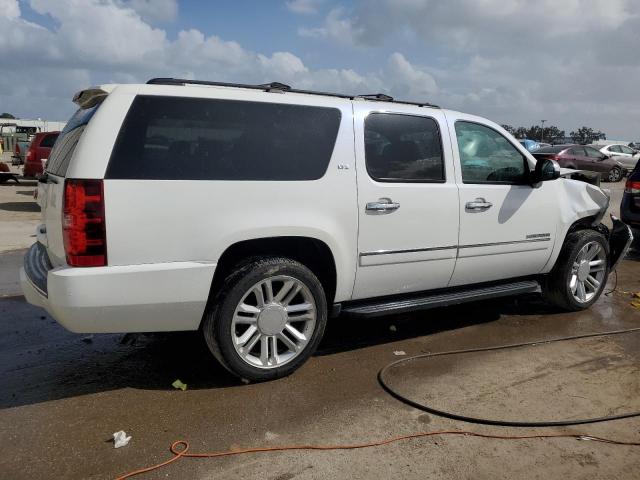 Photo 2 VIN: 1GNUKKE37AR145311 - CHEVROLET SUBURBAN 